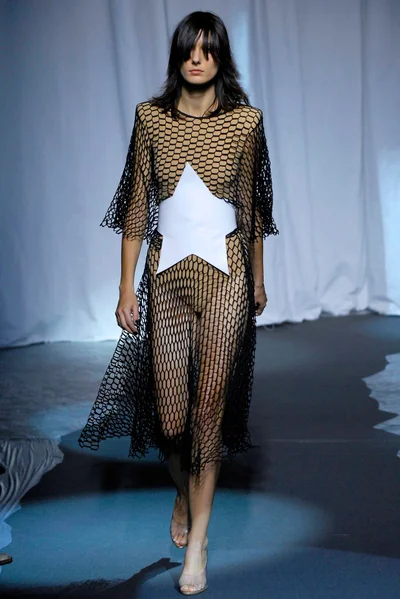Look 24